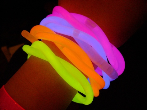 glow-bracelet.jpg